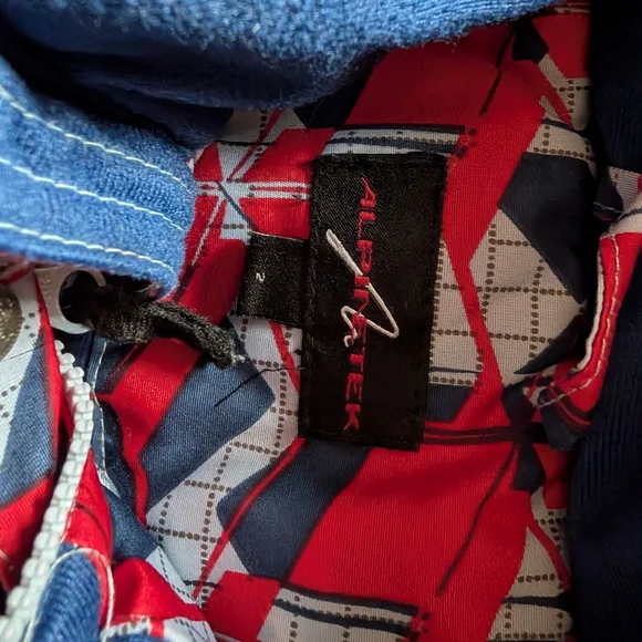 Colorful Geometric Patterned Jacket - Picture 4 of 6